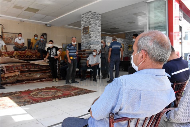 Eski halılar yeni ellerde hayat buluyor