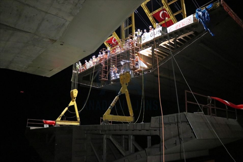 Yeni Kömürhan Köprüsü'nün iki yakası birleşti