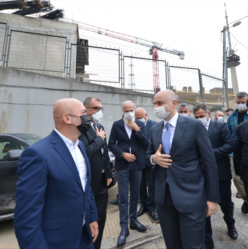  Çamlıca Tepesi'ndeki eski antenler kaldırılıyor