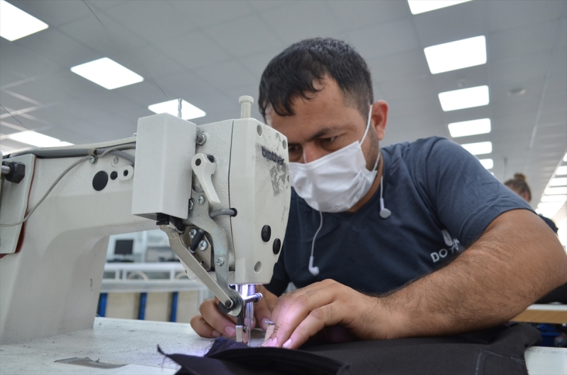 Akdeniz'den hazır giyim ve konfeksiyon ihracatı yılın 8 ayında yüzde 26 arttı