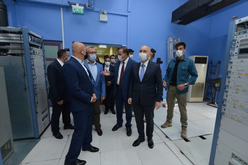  Çamlıca Tepesi'ndeki eski antenler kaldırılıyor