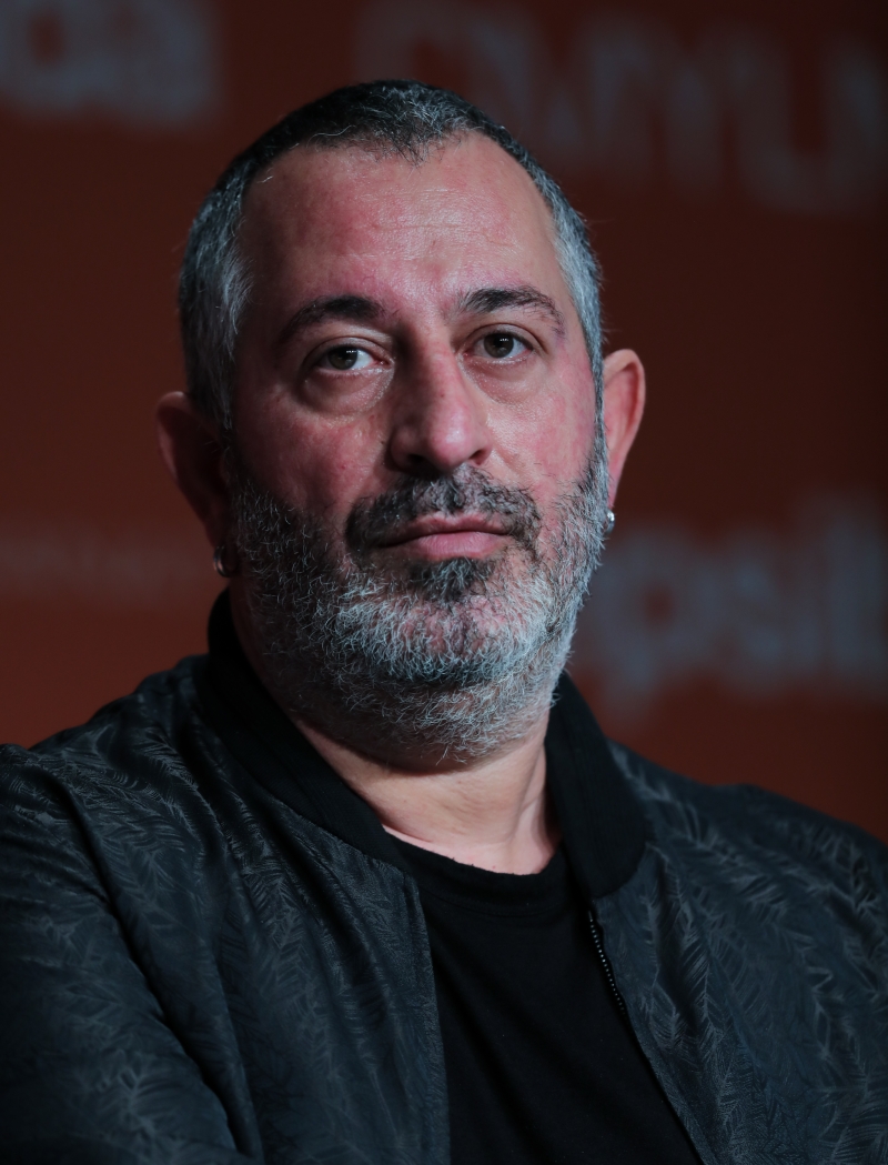  Hepsiburada'nın yeni reklam yüzü Cem Yılmaz oldu
