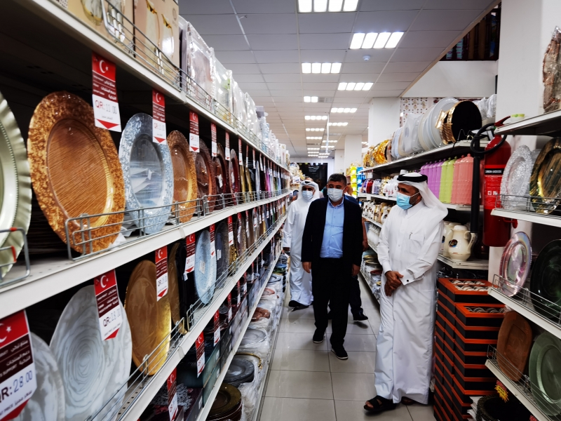 Katar'daki büyük marketler zinciri Türk ürünlerine destek kampanyası başlattı