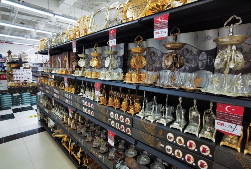Katar'daki büyük marketler zinciri Türk ürünlerine destek kampanyası başlattı
