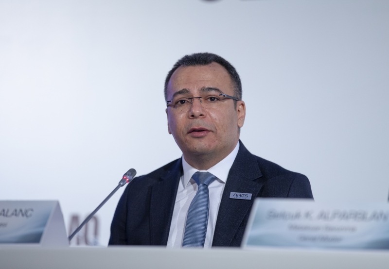  Türkiye'nin ilk silahlı insansız deniz aracı tanıtıldı