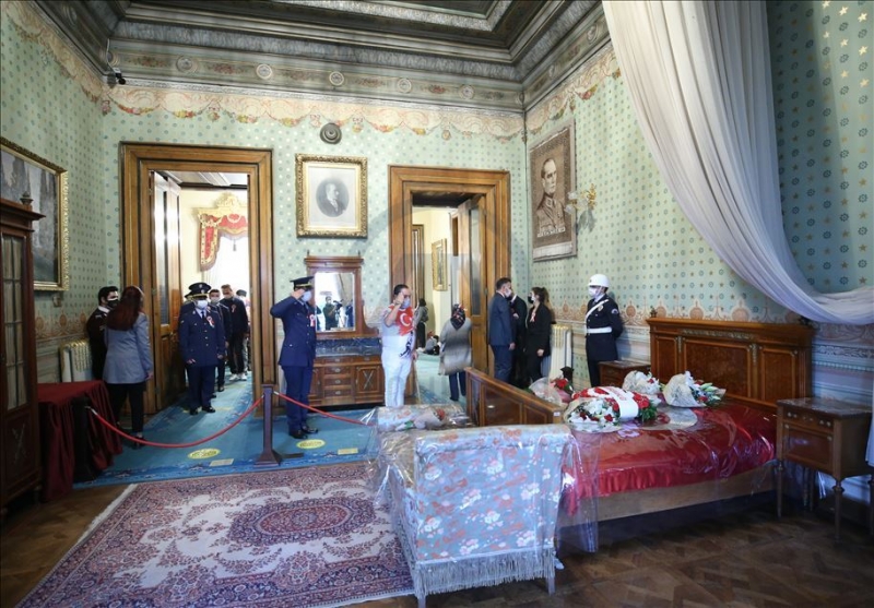 10 Kasım Dolmabahçe Sarayı