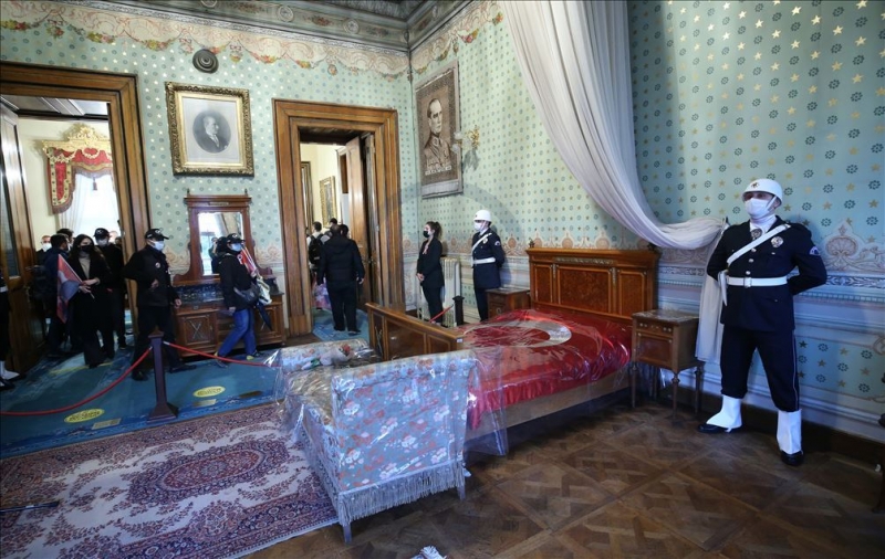 10 Kasım Dolmabahçe Sarayı