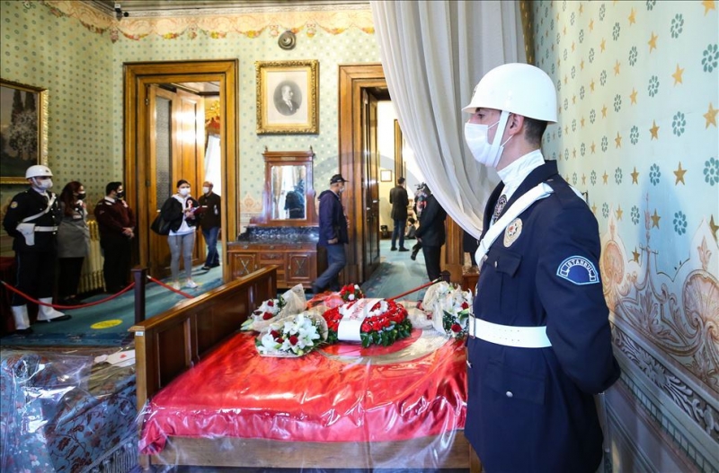 10 Kasım Dolmabahçe Sarayı