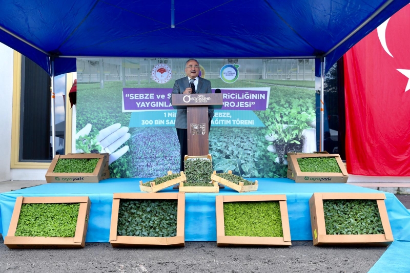  Ordu'da üreticilere 1 milyon kışlık sebze ve 300 bin salep fidesi dağıtıldı
