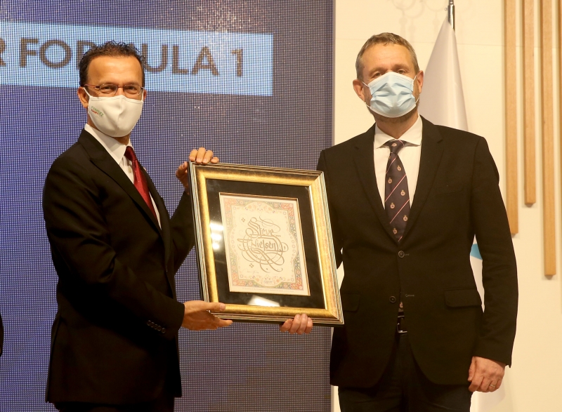  Borsa İstanbul'da gong Formula 1 için çaldı