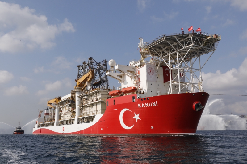  Kanuni sondaj gemisi Karadeniz'e uğurlandı