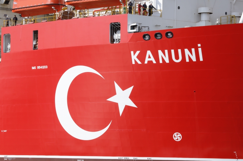  Kanuni sondaj gemisi Karadeniz'e uğurlandı