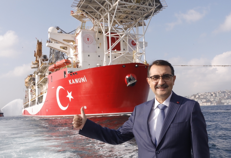  Kanuni sondaj gemisi Karadeniz'e uğurlandı