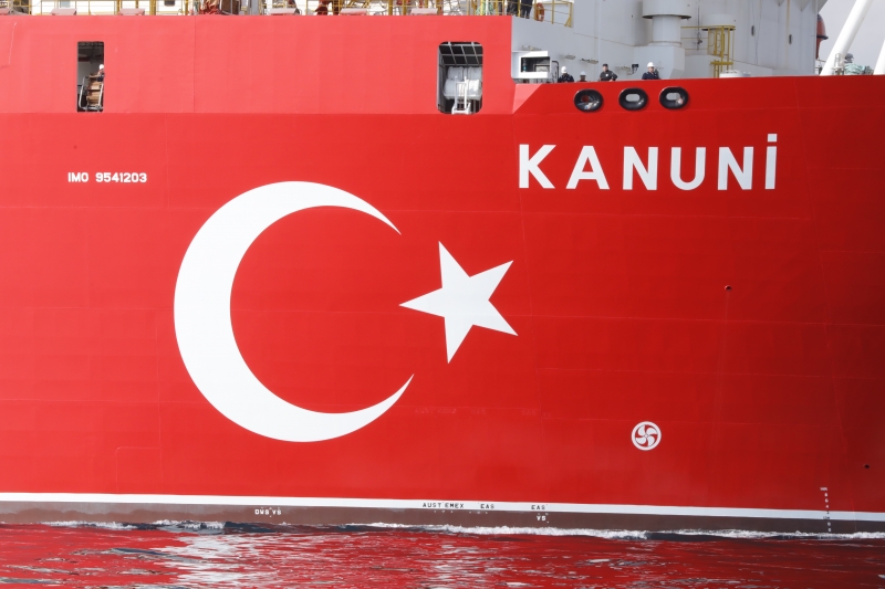  Kanuni sondaj gemisi Karadeniz'e uğurlandı