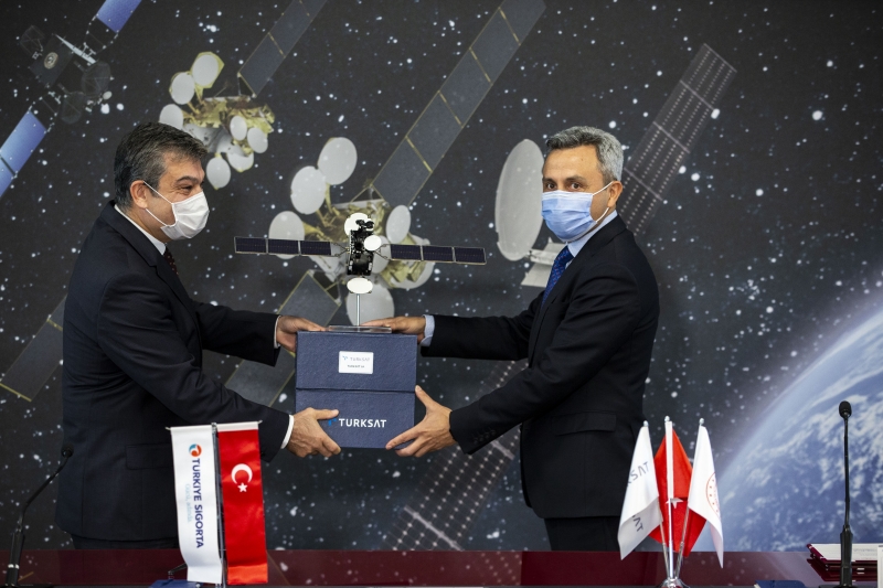  Türkiye'nin haberleşme uyduları milli kaynaklarla sigortalandı