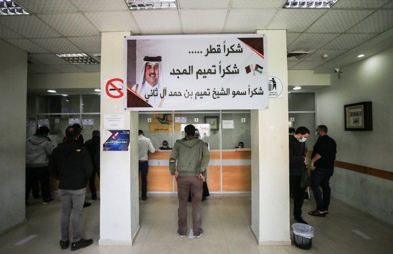 Katar'dan Gazze'de ihtiyaç sahibi 100 bin aileye nakdi yardım