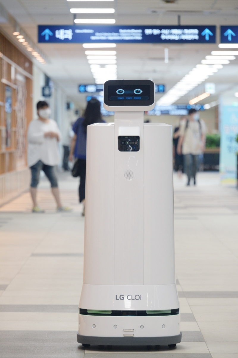  Fütüristik robotlar hayatı kolaylaştırıyor