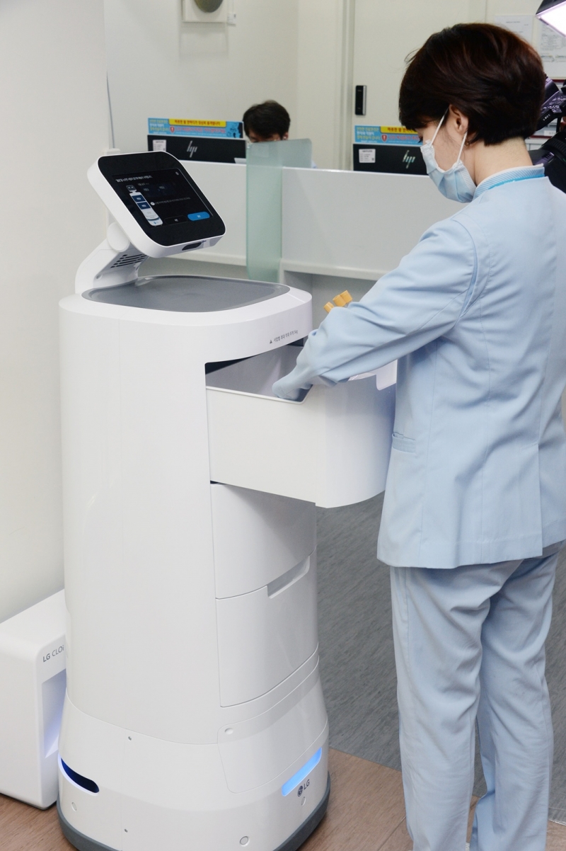  Fütüristik robotlar hayatı kolaylaştırıyor