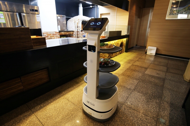  Fütüristik robotlar hayatı kolaylaştırıyor