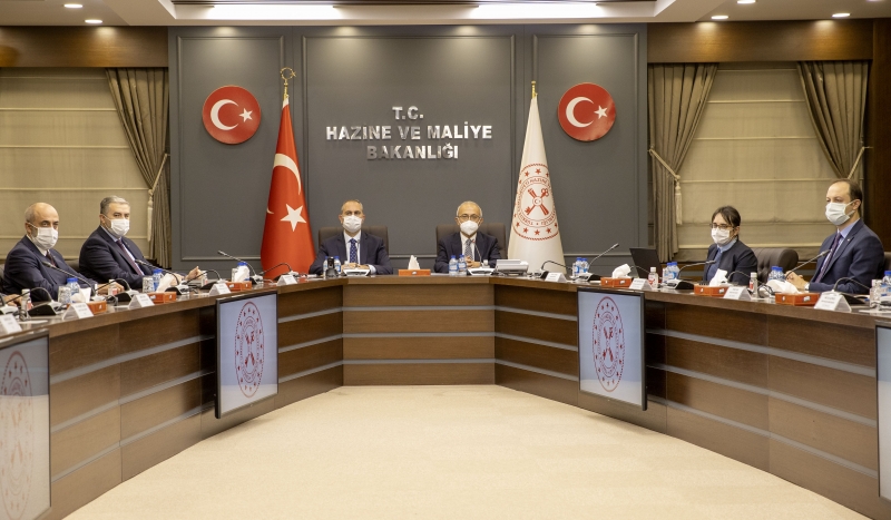  Hazine ve Maliye Bakanı Elvan ile Adalet Bakanı Gül, MÜSİAD yönetimiyle bir araya geldi