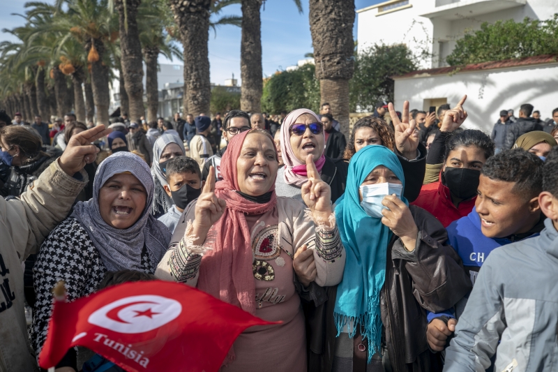 Tunus sokakları sosyoekonomik sorunlardan kaynaklı protestolarla 