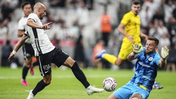 Beşiktaş, Avrupa Ligi'nde Play-Off Turuna Yükseldi