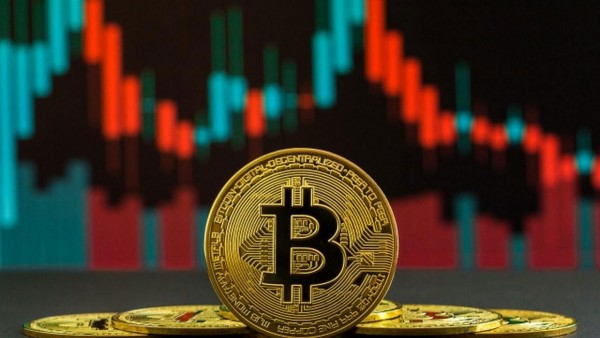 Bitcoin 82 Bin Dolar Eşiklerini Aştı
