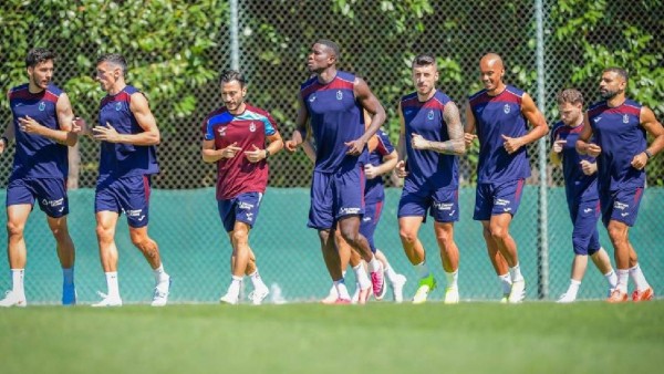 Trabzonspor Konyaspor'a Yenilerek Beklentileri Karşılayamadı