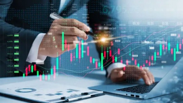 Golden Global Portföy'den Fon İşlemlerine Geçici Duraklama