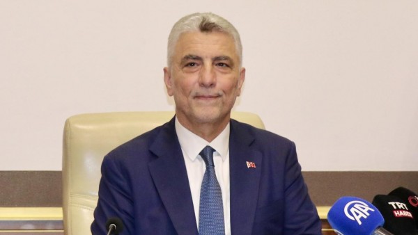 Ticaret Bakanı Bolat, Roma'da İtalyan Bakan ile Görüşecek
