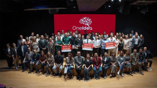Anadolu Grubu, One Idea ile 8 Yıldır Gençleri Destekliyor