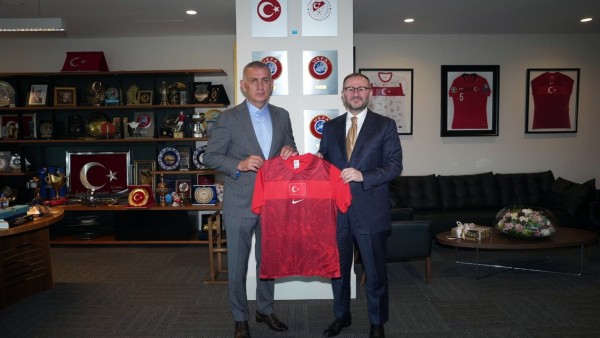 Şenol Kazancı, TFF Başkanı Hacıosmanoğlu'nu Ziyaret Etti