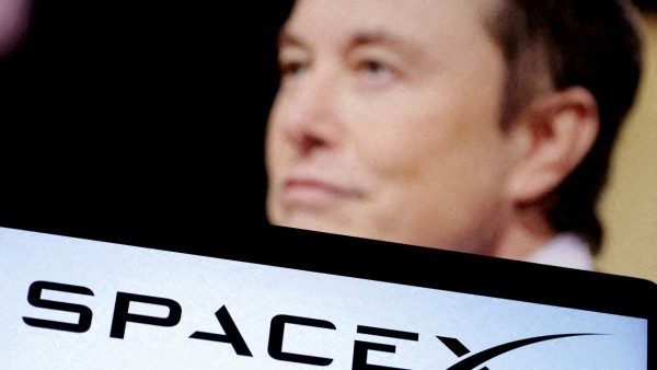 Elon Musk: SpaceX 6 Ayda Yapay Zeka Zirvesine Çıkabilir